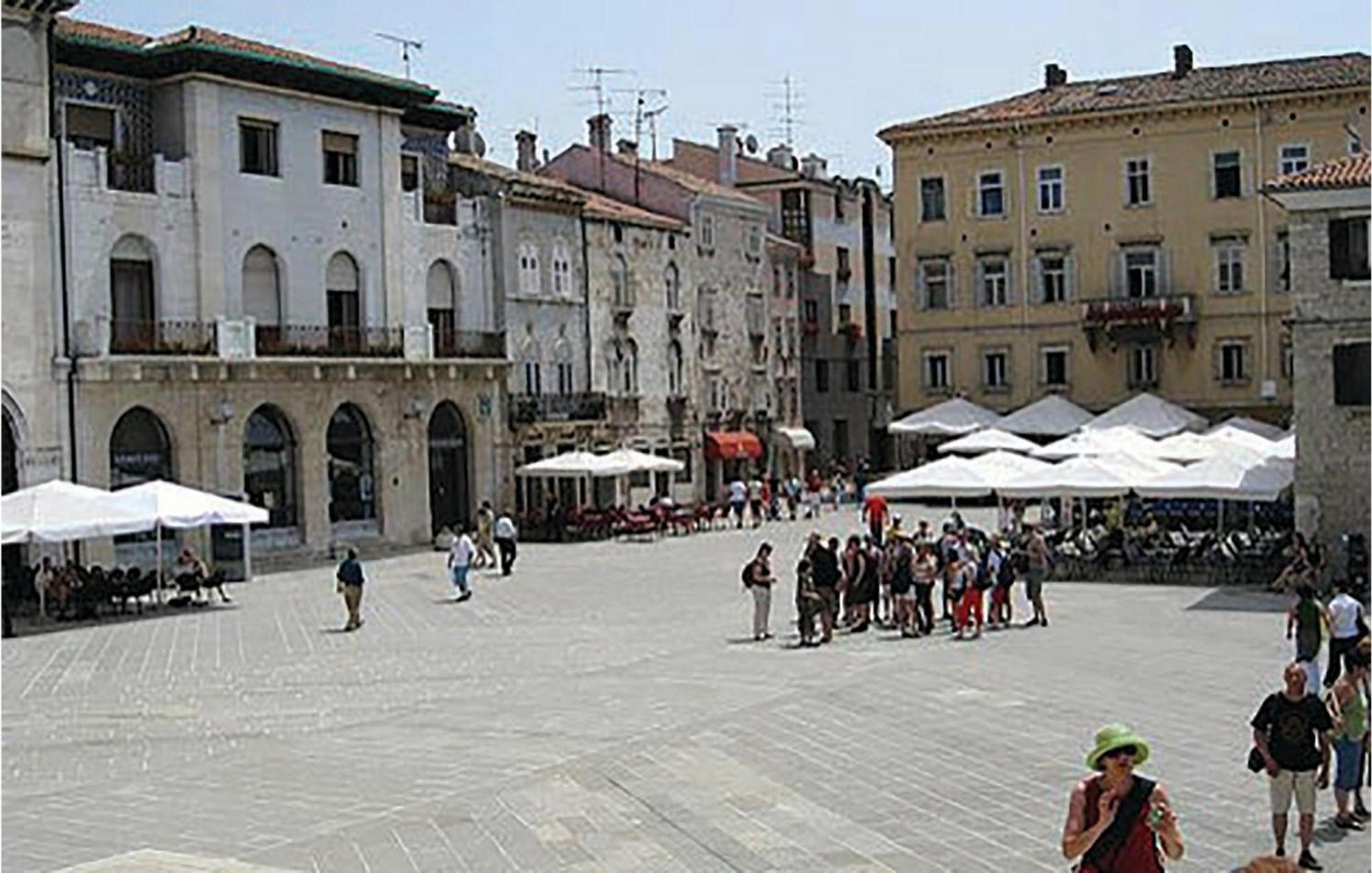 1 Bedroom Awesome Apartment In Pula Exterior foto